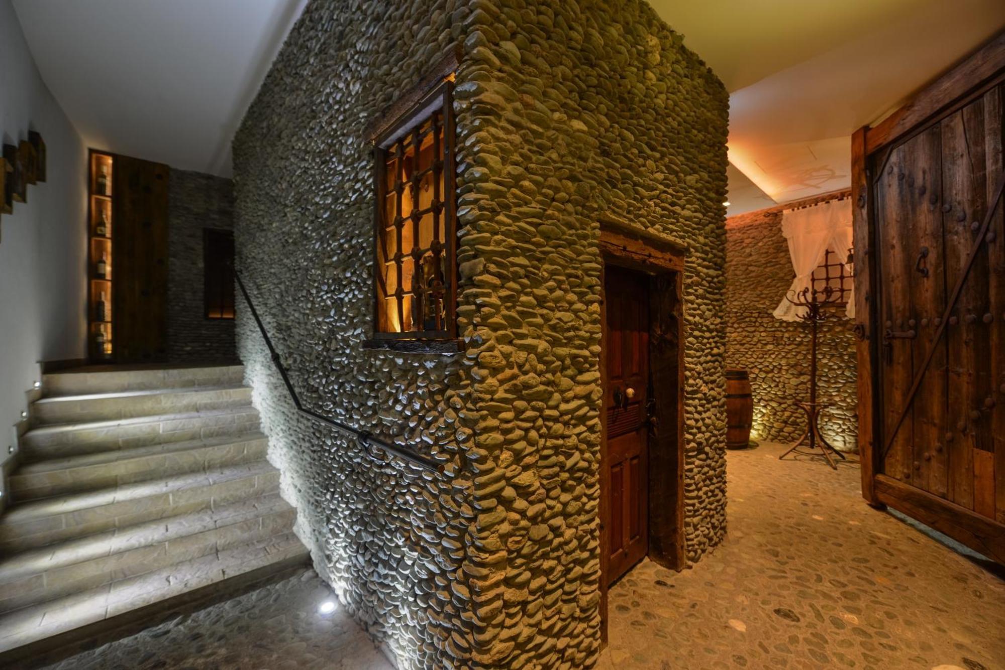 Hotel Carshia E Jupave Gjakova Exterior foto